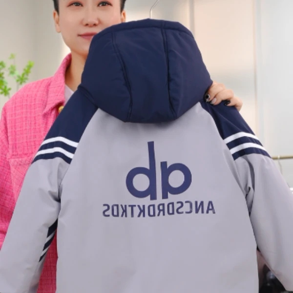 中大童冬款夹棉外套2025新款冬装男孩派克服冬季加绒加厚儿童棉服