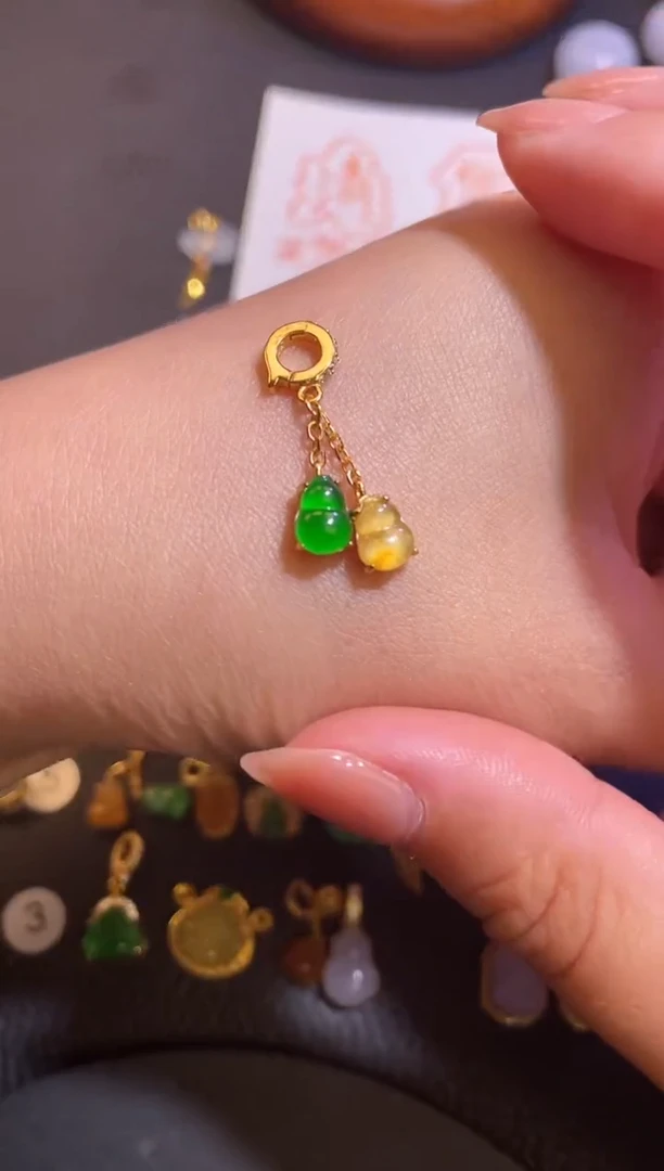 颈饰银S925镶嵌翡翠a货翡翠