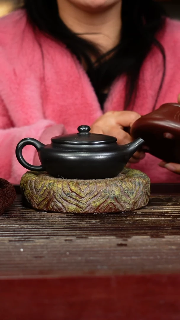 宜兴原矿紫砂壶茶壶宜兴原矿紫砂壶茶壶200C