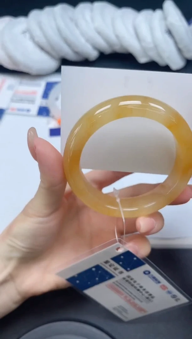 未镶嵌手镯石英质玉030-