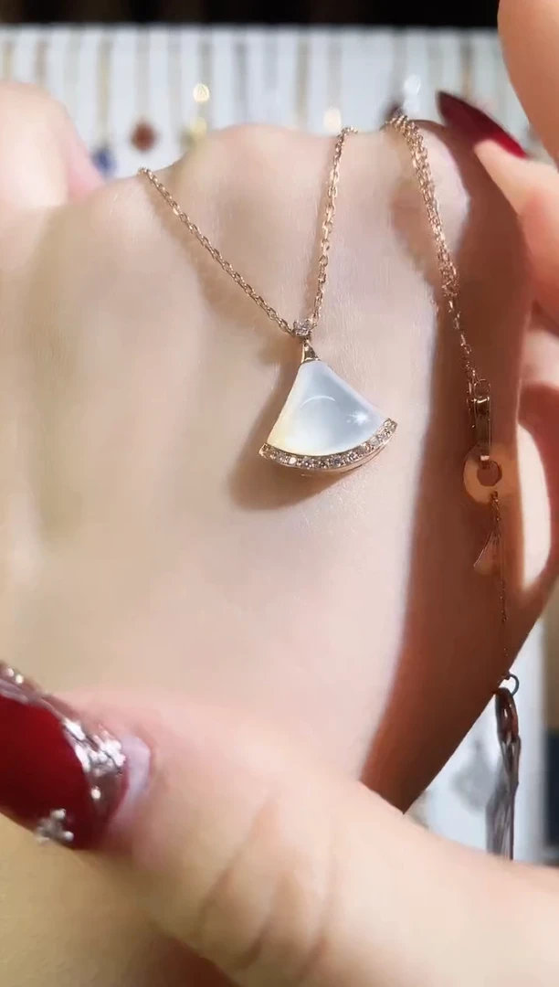 【闪购商品】钻石套链18K金镶嵌钻石K玫白裙