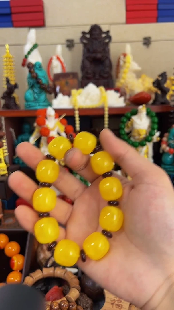 未镶嵌琥珀裸石主播推荐！主播推荐！！