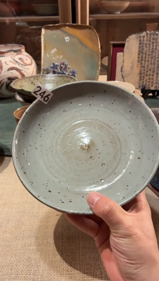 瓷片A**n246灰麻点锅盘1个