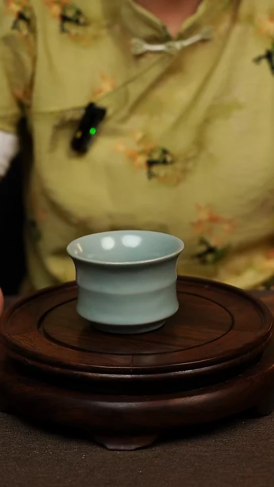 瓷片仿古天青束腰竹节杯100ml 微瑕 不带礼盒