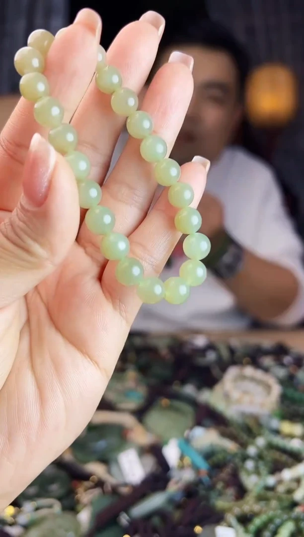 未镶嵌和田玉挂件1