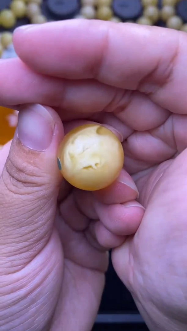 裸石琥珀未镶嵌大小姐珠宝严选25