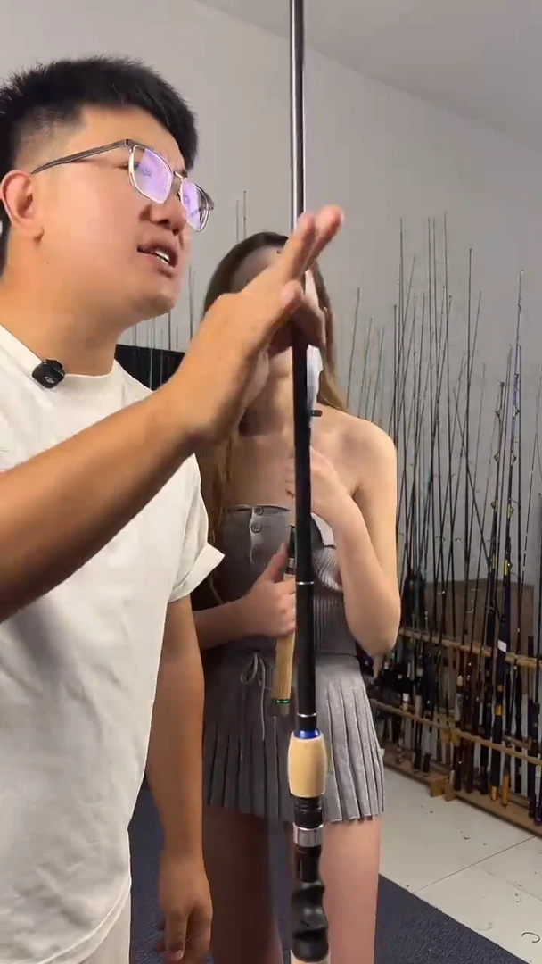 2.1m碳素DML2.1米枪柄（瑕疵尾货竿，没有售后，介意勿拍）