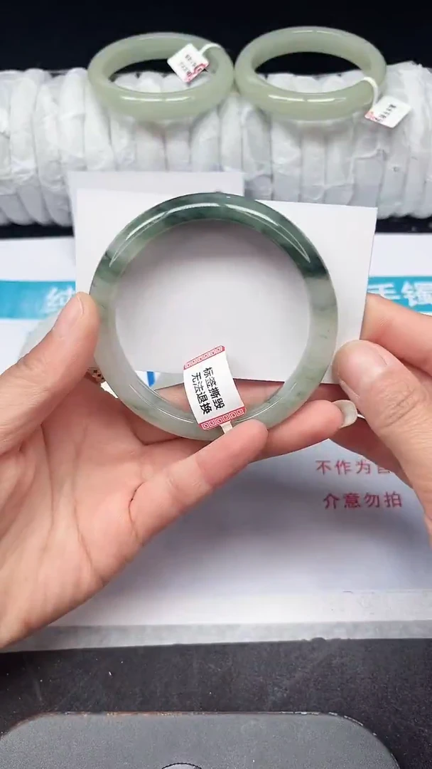 未镶嵌手镯石英质玉59-59/60