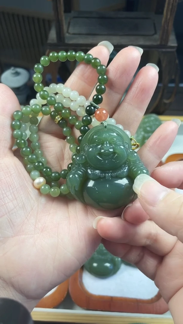 颈饰未镶嵌和田玉50mm湖水绿佛公