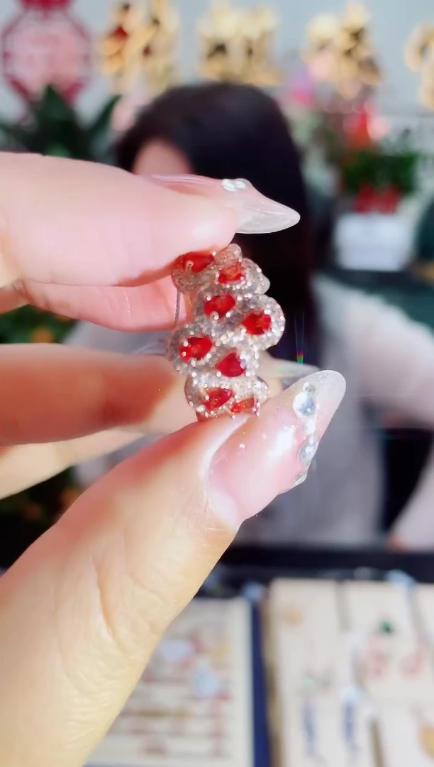 【闪购商品】彩色蓝宝石戒指银S925镶嵌戒指