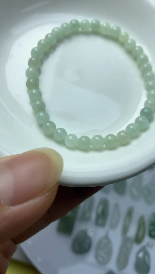 颈饰未镶嵌翡翠1天然缅甸翡翠A货卡5+