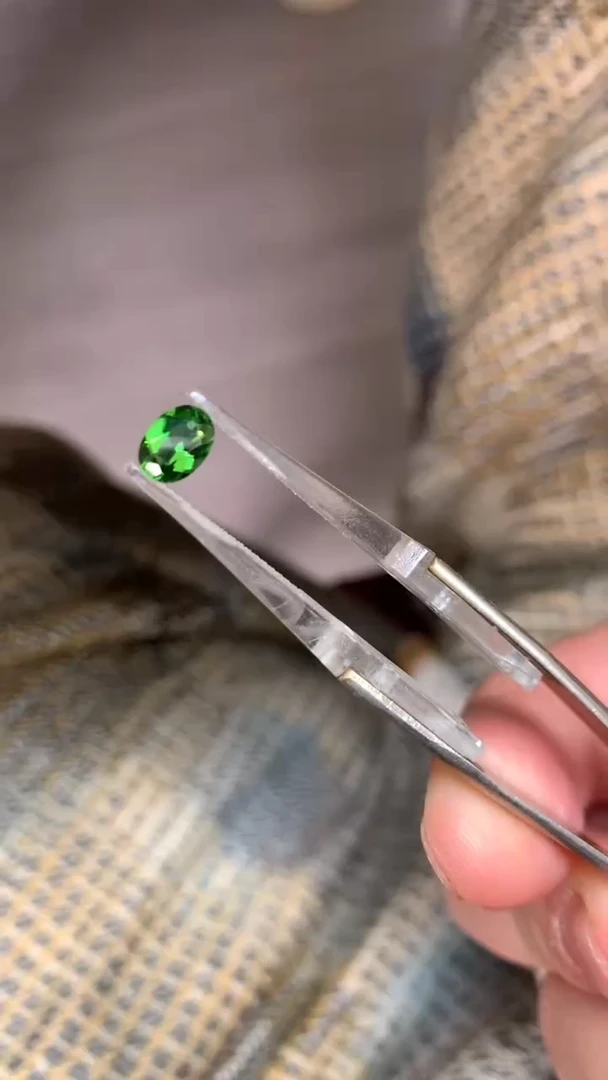 裸石未镶嵌碧玺1粒