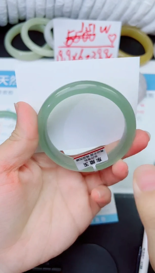 石英质玉手镯未镶嵌104-59.2