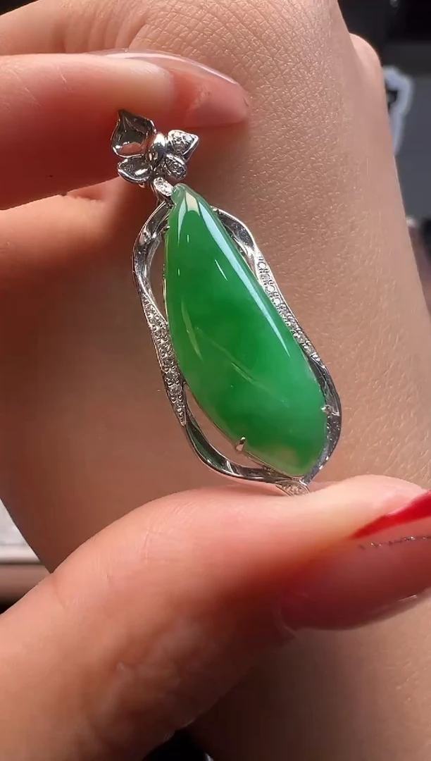 吊坠(不含链)18K金镶嵌翡翠 缅甸珠宝严选