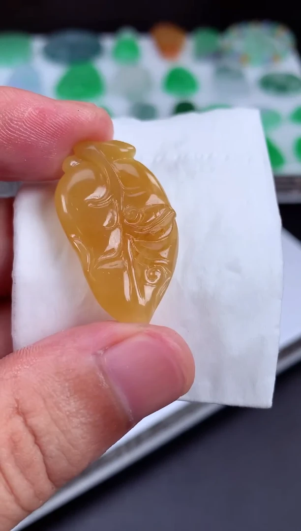 定制翡翠未镶嵌翡翠