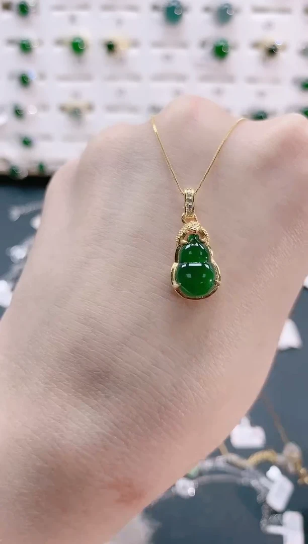 【闪购商品】翡翠颈饰银S925镶嵌天然翡翠