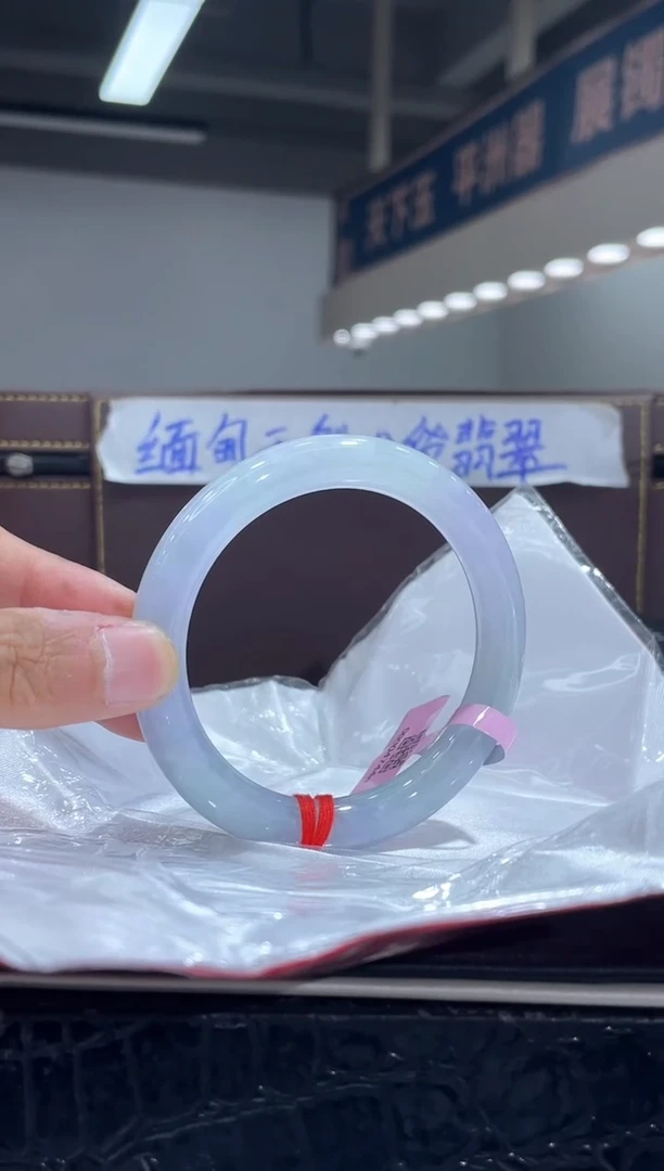 未镶嵌手镯翡翠8