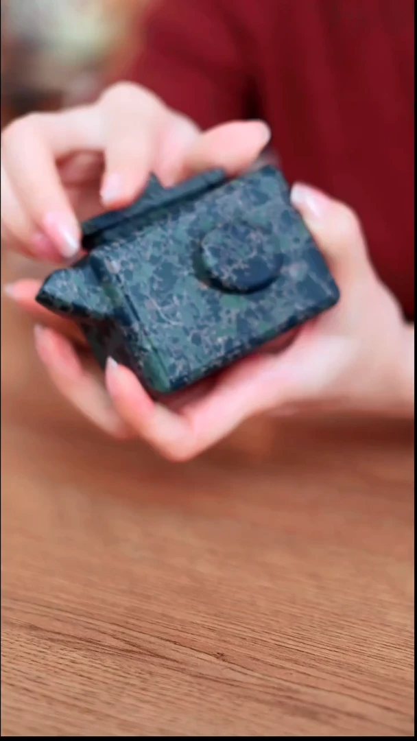 寻武记安山玉大师壶