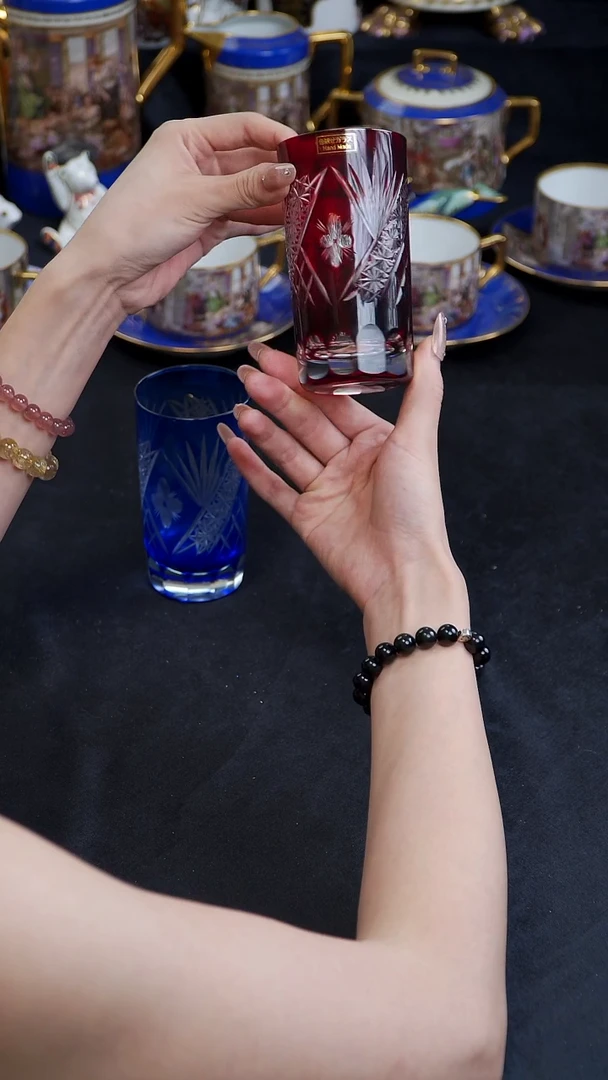 瓷婷婷中古器物如图所示189