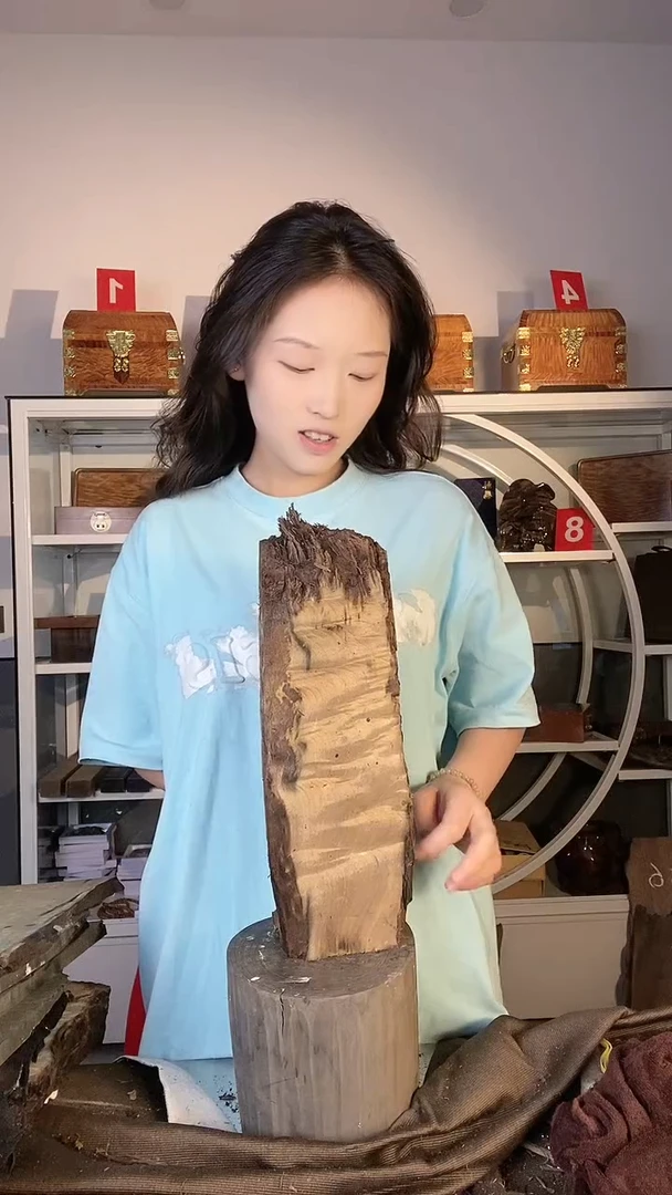 十**卌金丝楠木原料木材