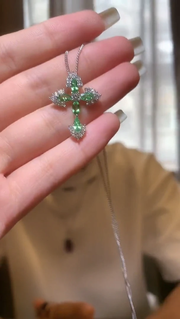 颈饰银S925镶嵌石榴石（沙弗莱）【宝石世家严选】