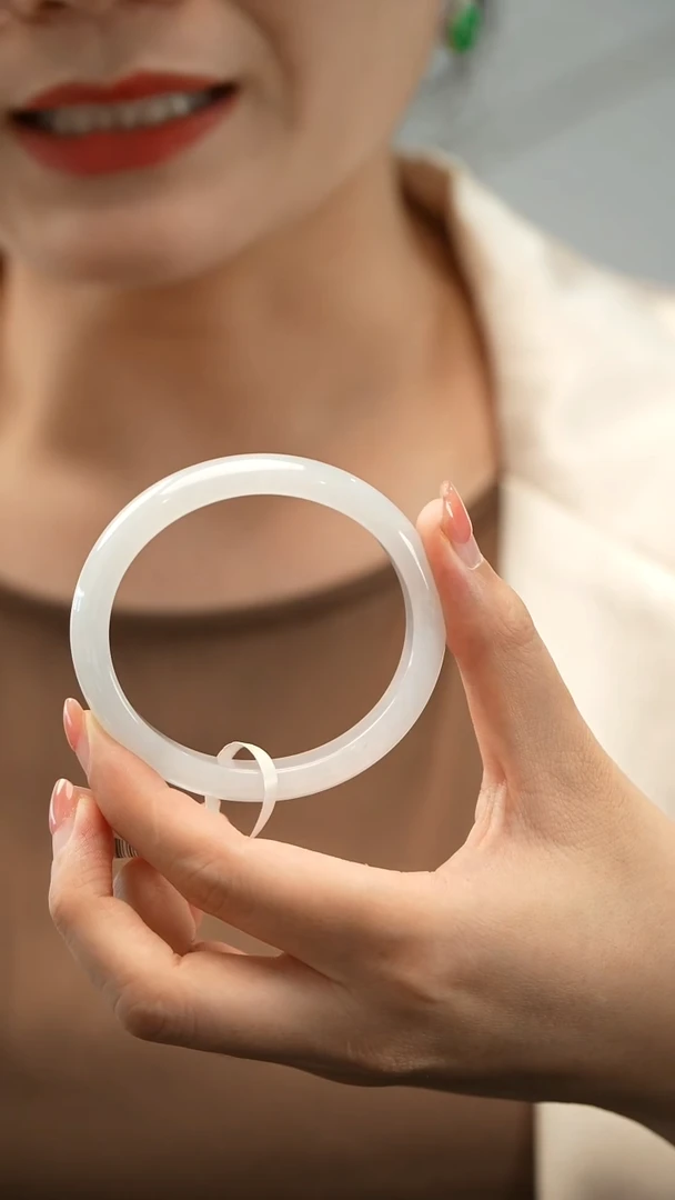 翡翠手镯未镶嵌13号