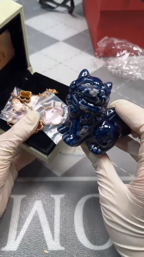 瓷片陶瓷如图所示周边