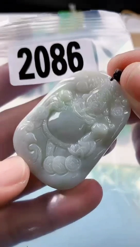 【闪购商品】翡翠挂件未镶嵌天然翡翠吊坠挂件