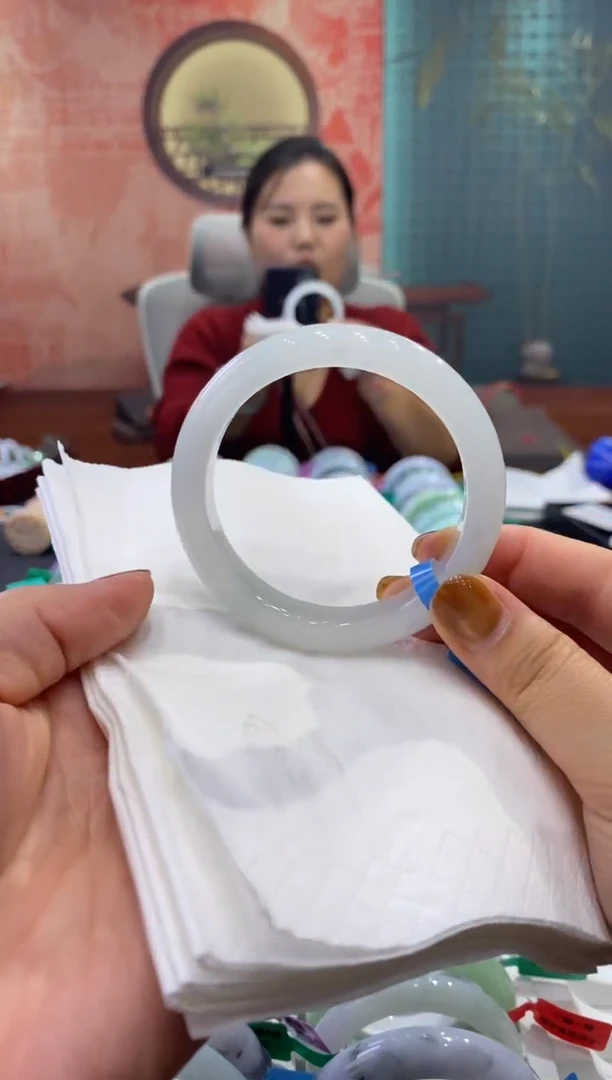 未镶嵌手镯翡翠多人000015182