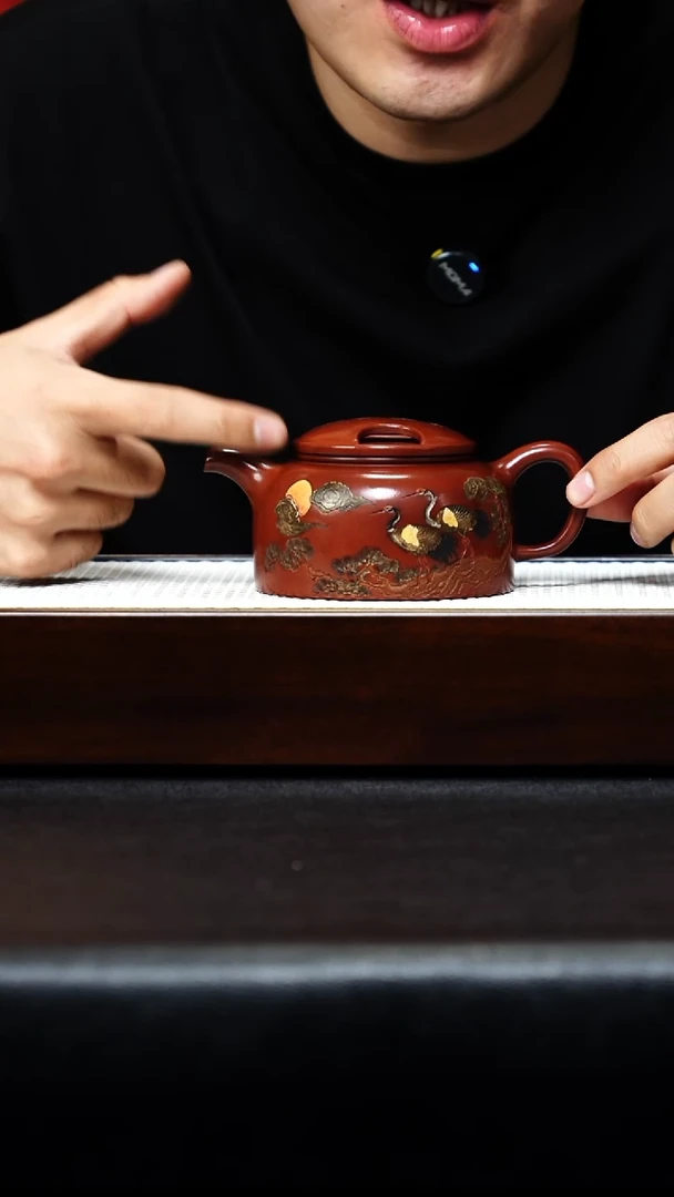 茶壶紫砂宜兴紫砂 牛盖莲子 龙血砂 梅鹏 h195