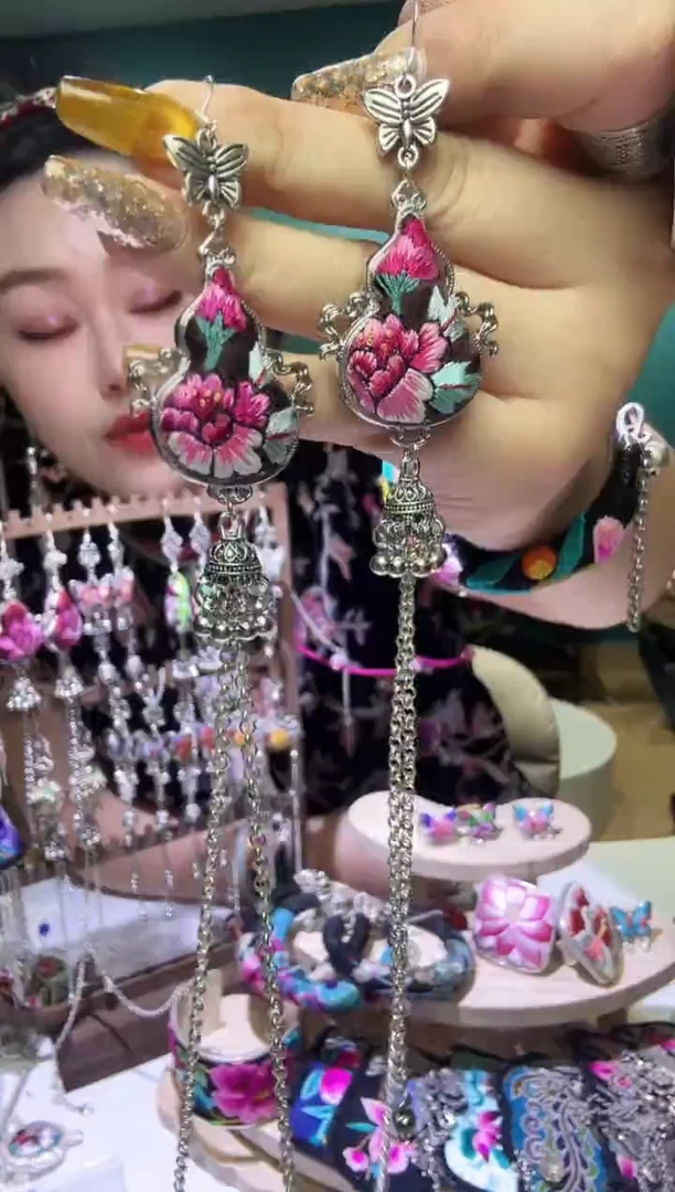 刺绣纯手工民族风耳环