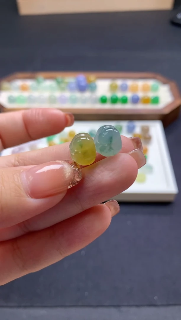 未镶嵌定制翡翠?***呀卡10*7mm