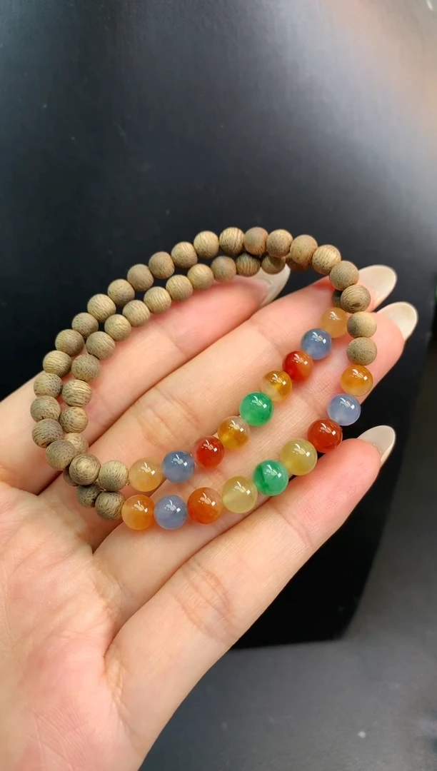 颈饰未镶嵌翡翠多宝