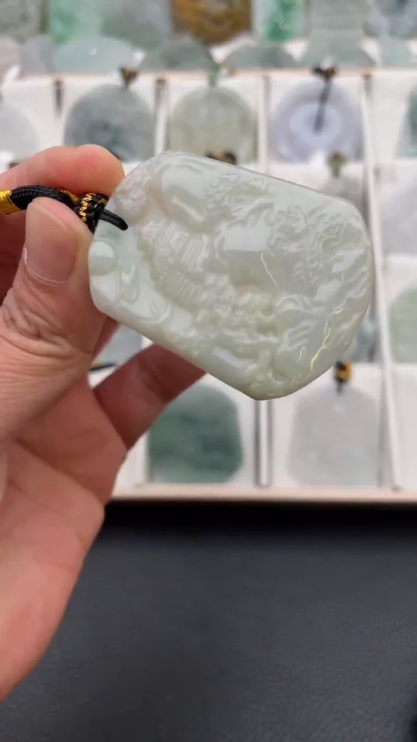 颈饰未镶嵌翡翠天然缅甸翡翠A货21
