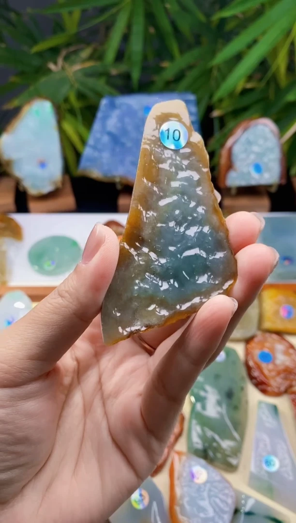 定制翡翠未镶嵌翡翠