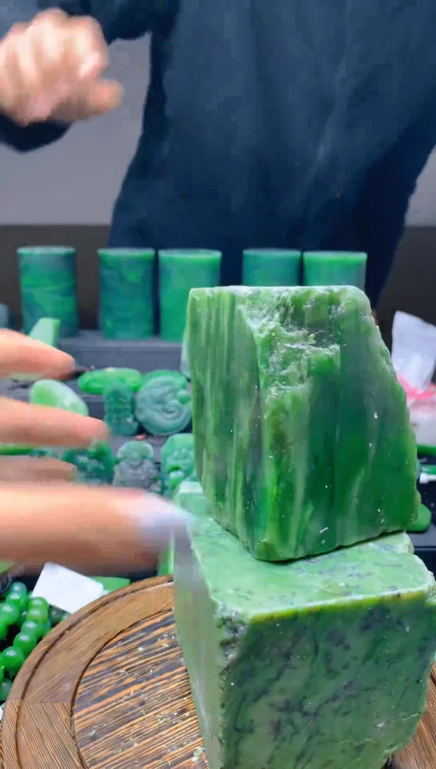 未镶嵌和田玉珠宝半成品1