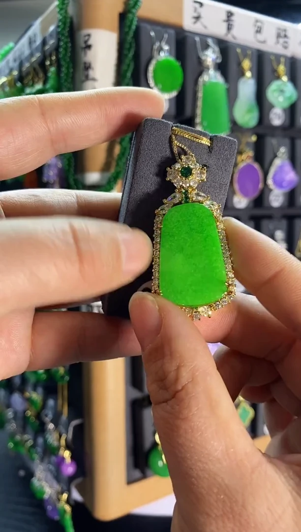 【闪购商品】蜜蜡耳饰银S925镶嵌234...