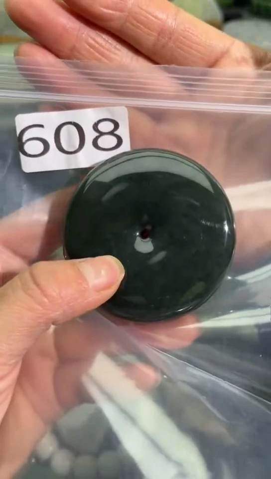 未镶嵌和田玉珠宝半成品扣子