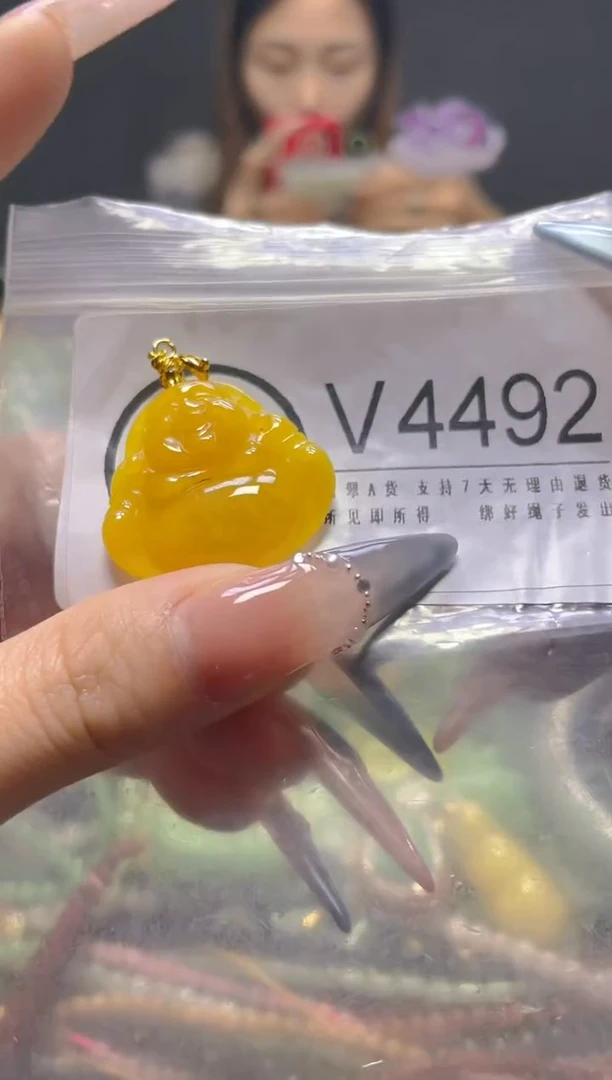 颈饰未镶嵌翡翠/V/翡翠A货，一件也是批发价