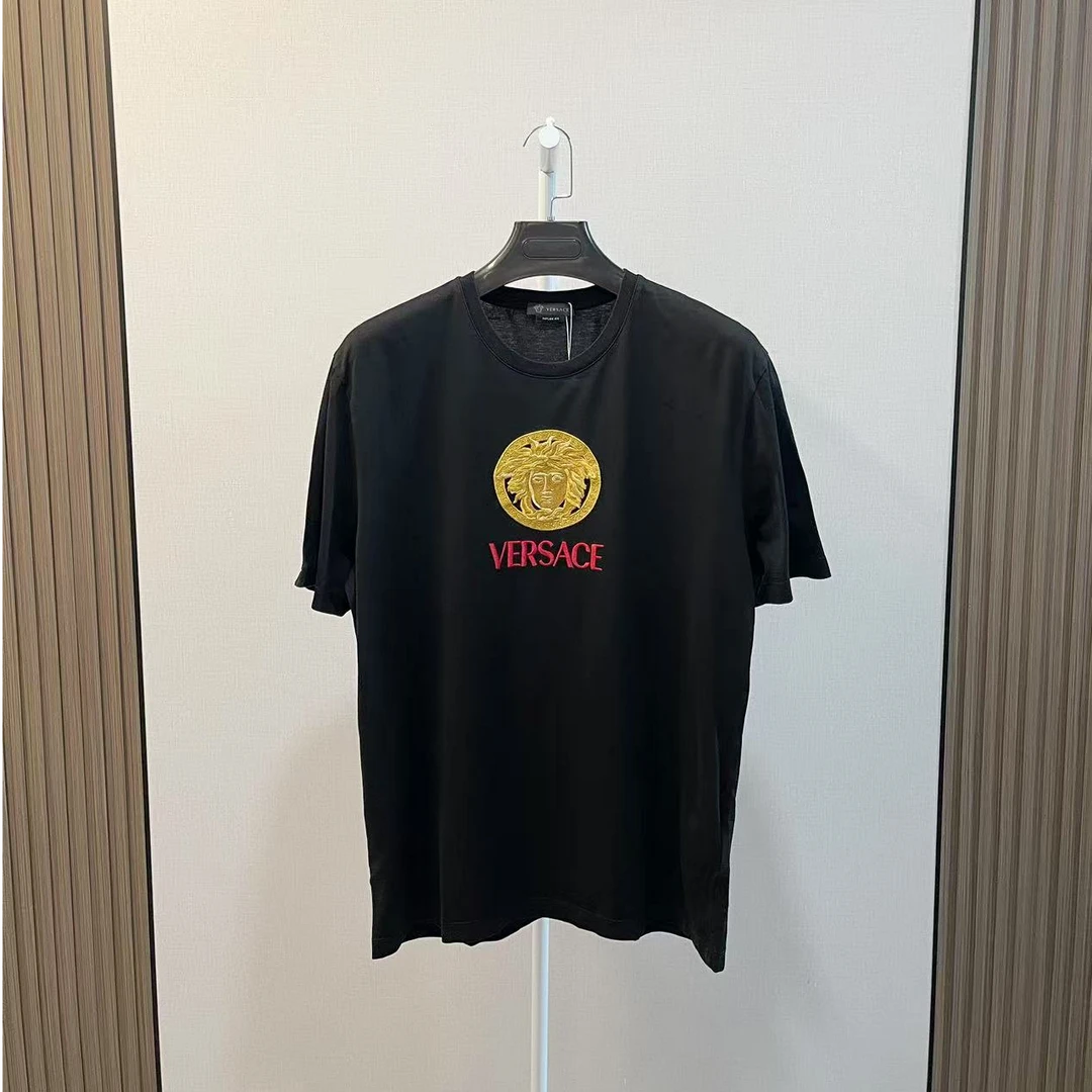 99新 VERSACE/范思哲 /重工人像刺绣logo黑色短袖/尺码XL