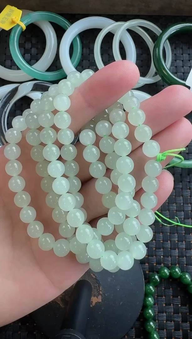 颈饰未镶嵌和田玉8mm晴水108长链（带扣头）