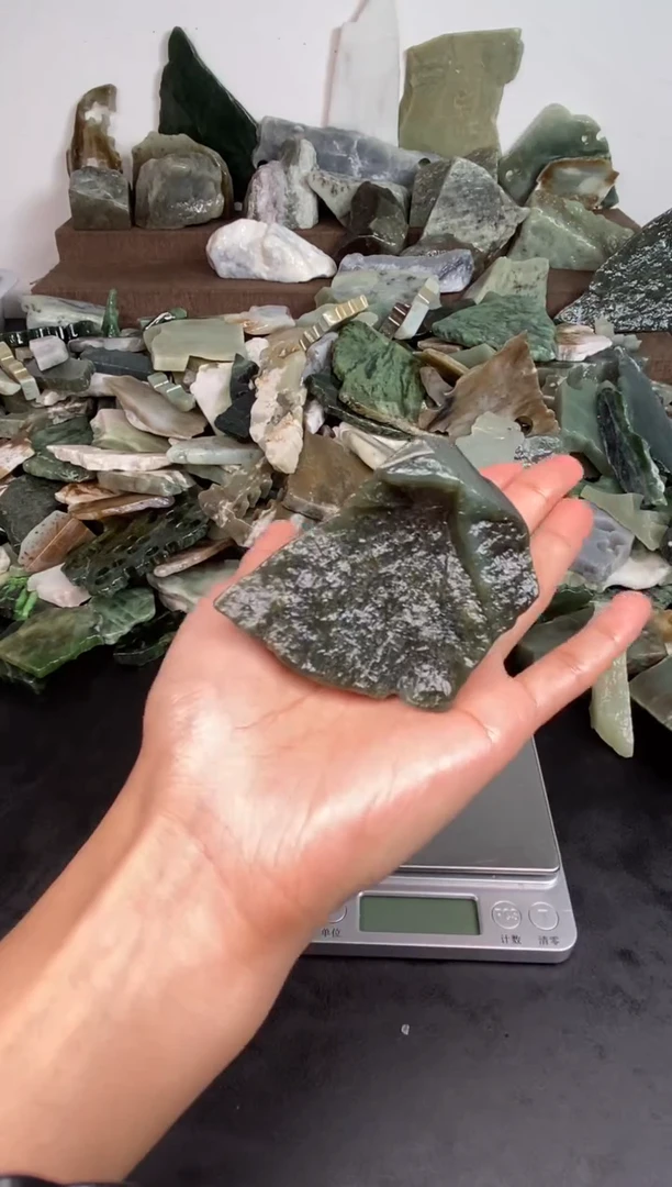 未镶嵌和田玉摆件48