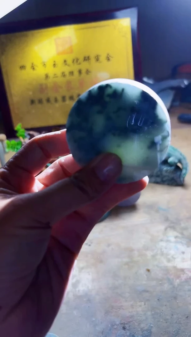 翡翠挂件未镶嵌A货曹璀173