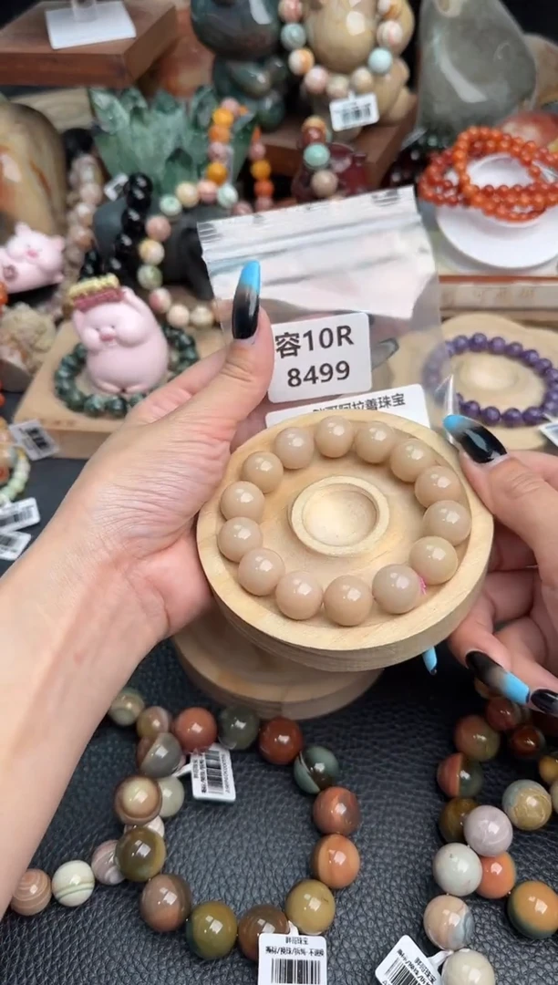 【闪购商品】石英质玉手链未镶嵌10R8499