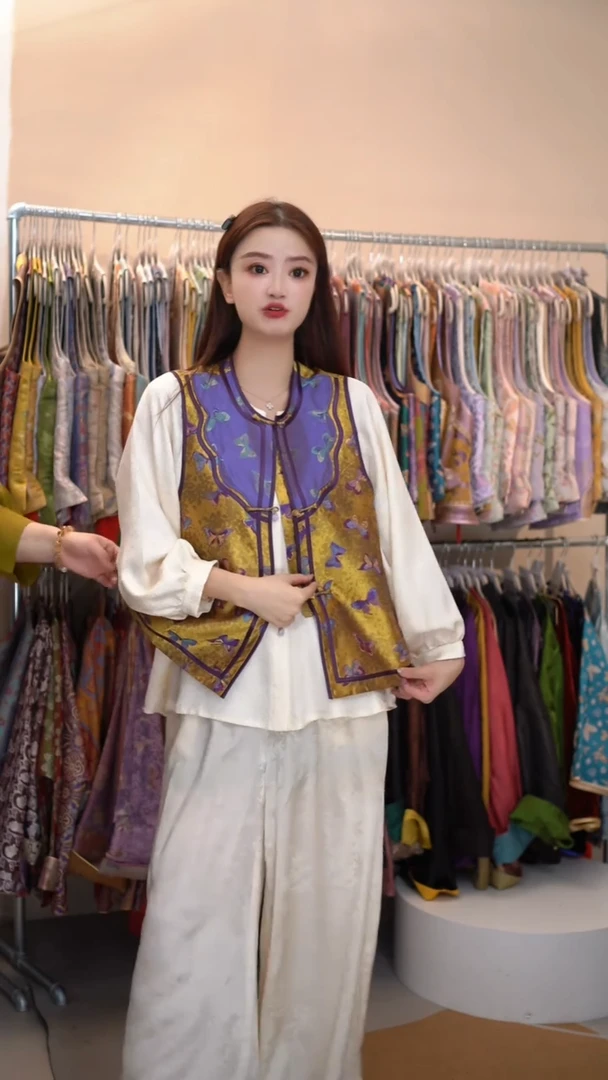 蜀锦金蝴蝶如意领马甲