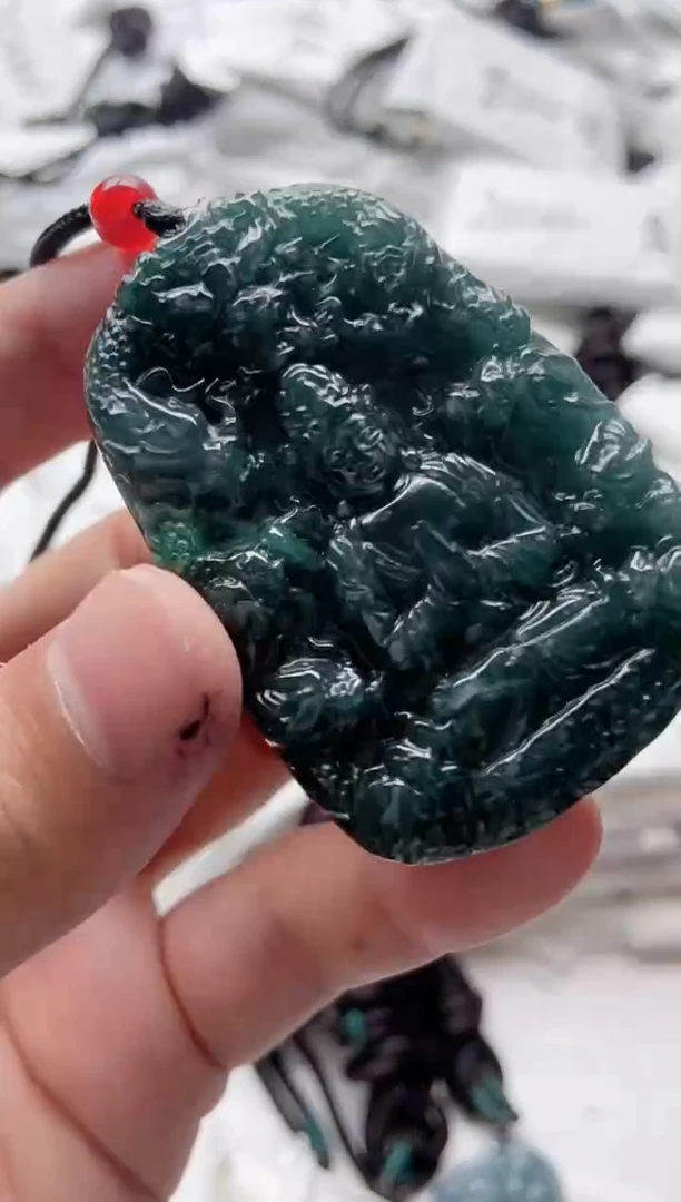 翡翠未镶嵌颈饰88888888888