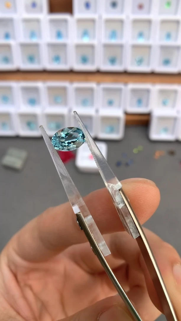 未镶嵌裸石定制海蓝宝石1.65ct 圣玛