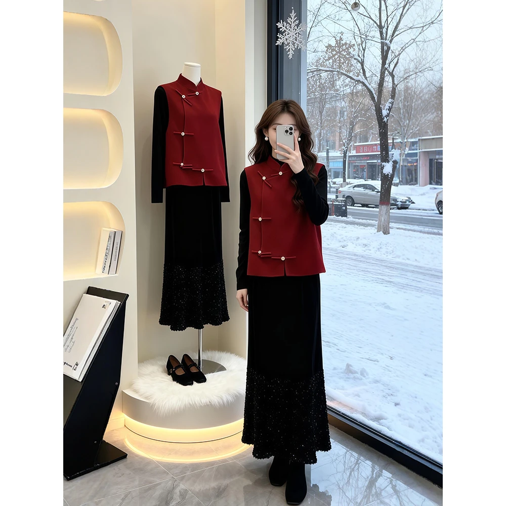 巨好看的冬装一整套大码胖mm新中式新年红色盘扣马甲半身裙三件套