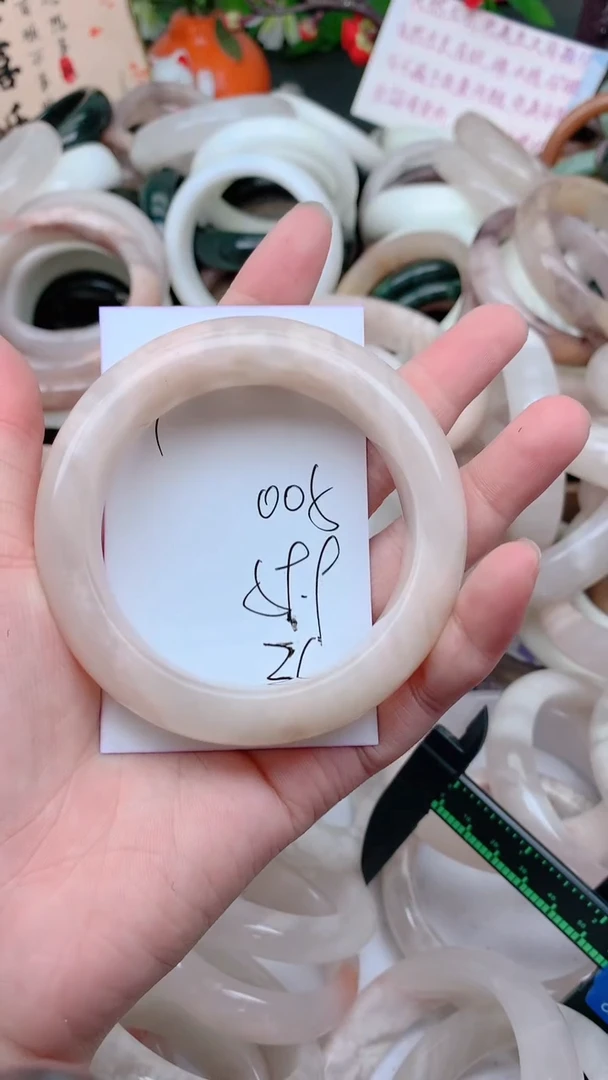 石英质玉手镯未镶嵌005