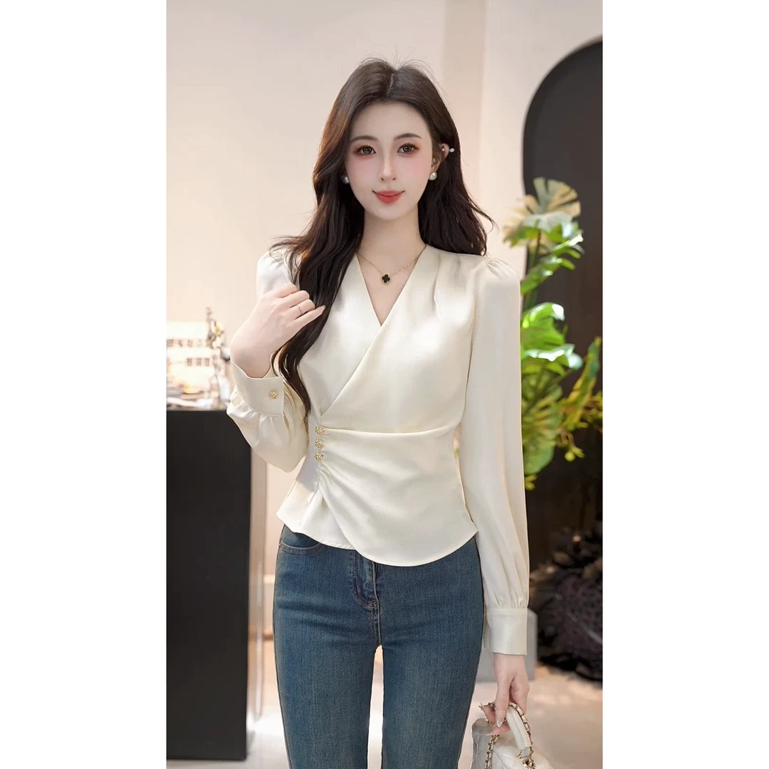 YUANLIANSU/圆脸酥设计感缎面长袖衬衫女V领上衣